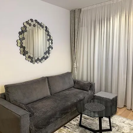 Alpha アパート *